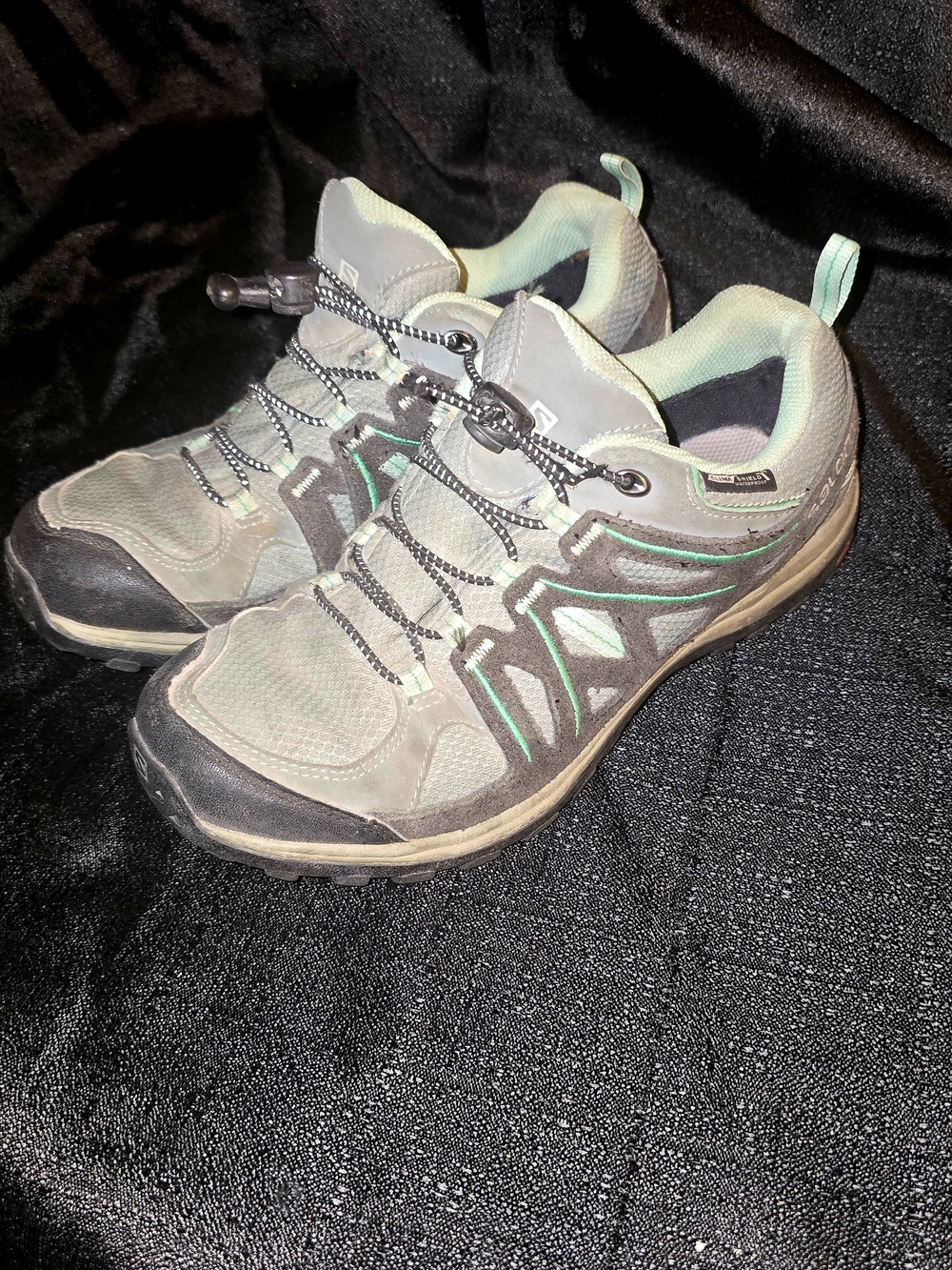 Salomon Women's Gray and Mint Green Trail Sneakers sz 7